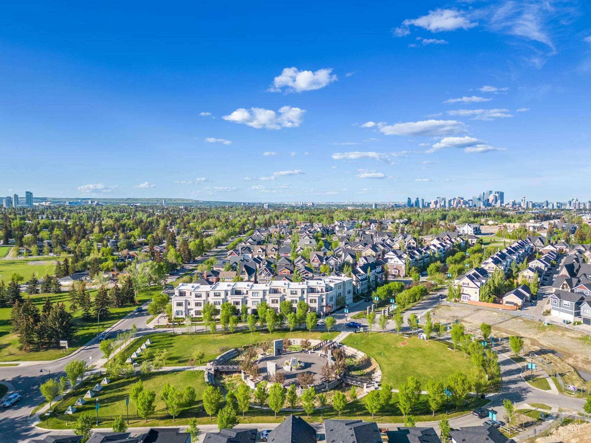 شقة Stylish Unit In Historic Currie YYC المظهر الخارجي الصورة